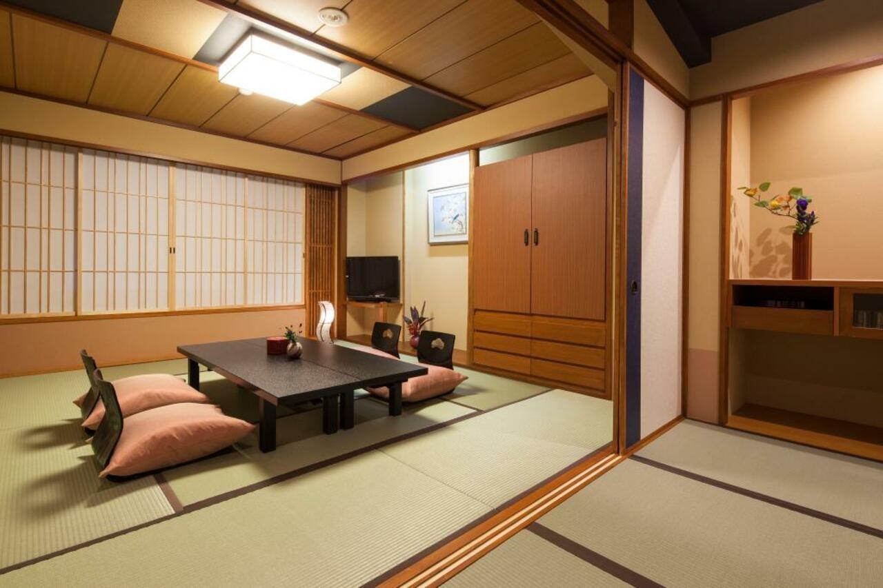 Yamatoya Honten Ryokan Osaka Bagian luar foto